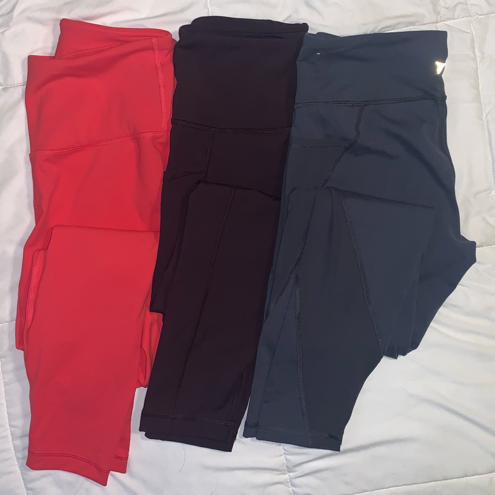 3 pair of women’s leggings
